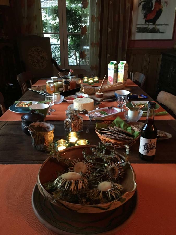 Domaine De Brousson Bed & Breakfast La Tour-sur-Orb Luaran gambar